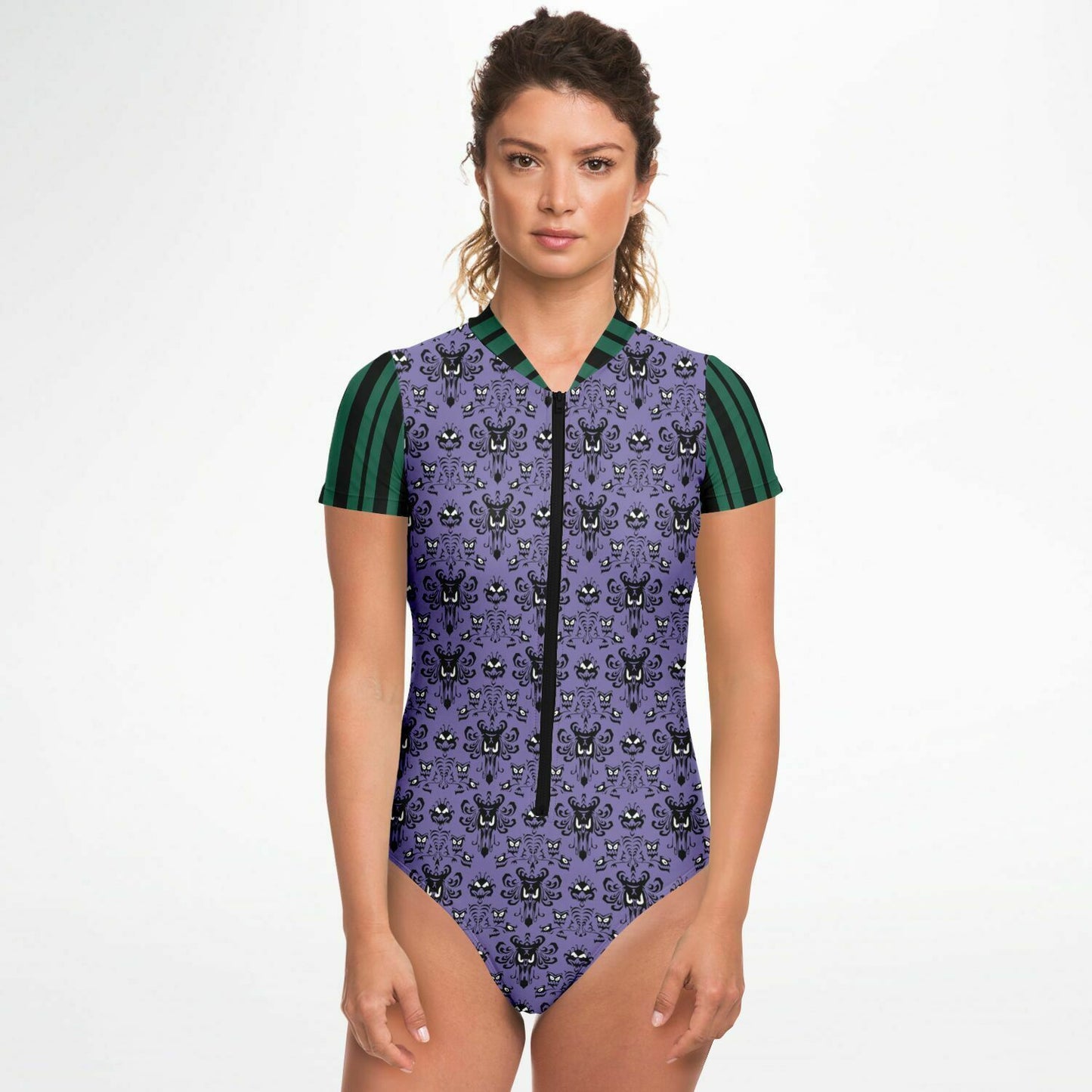 Haunted Wallpaper Short Sleeve Rash Guard